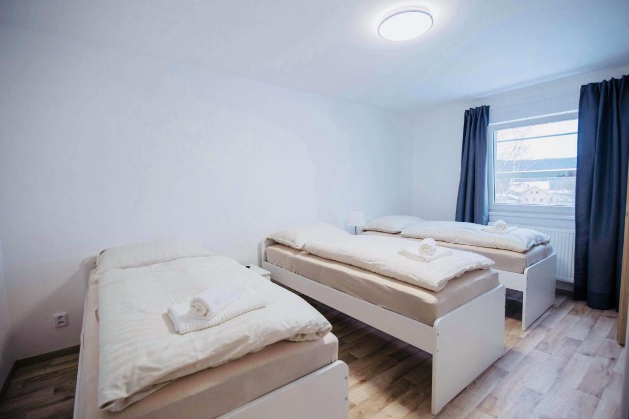 Apartman Petra Hostka  エクステリア 写真